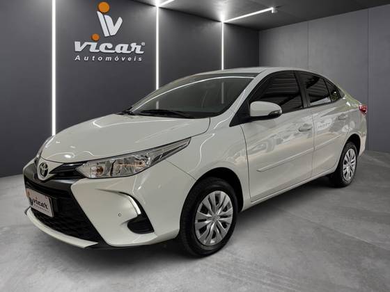 TOYOTA YARIS 1.5 16V FLEX SEDAN XL MULTIDRIVE TOYOTA YARIS 1.5 16V FLEX SEDAN XL MULTIDRIVE